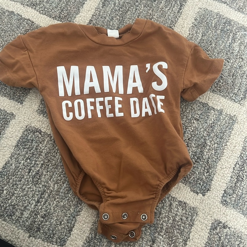 Mamas coffee date onesie
